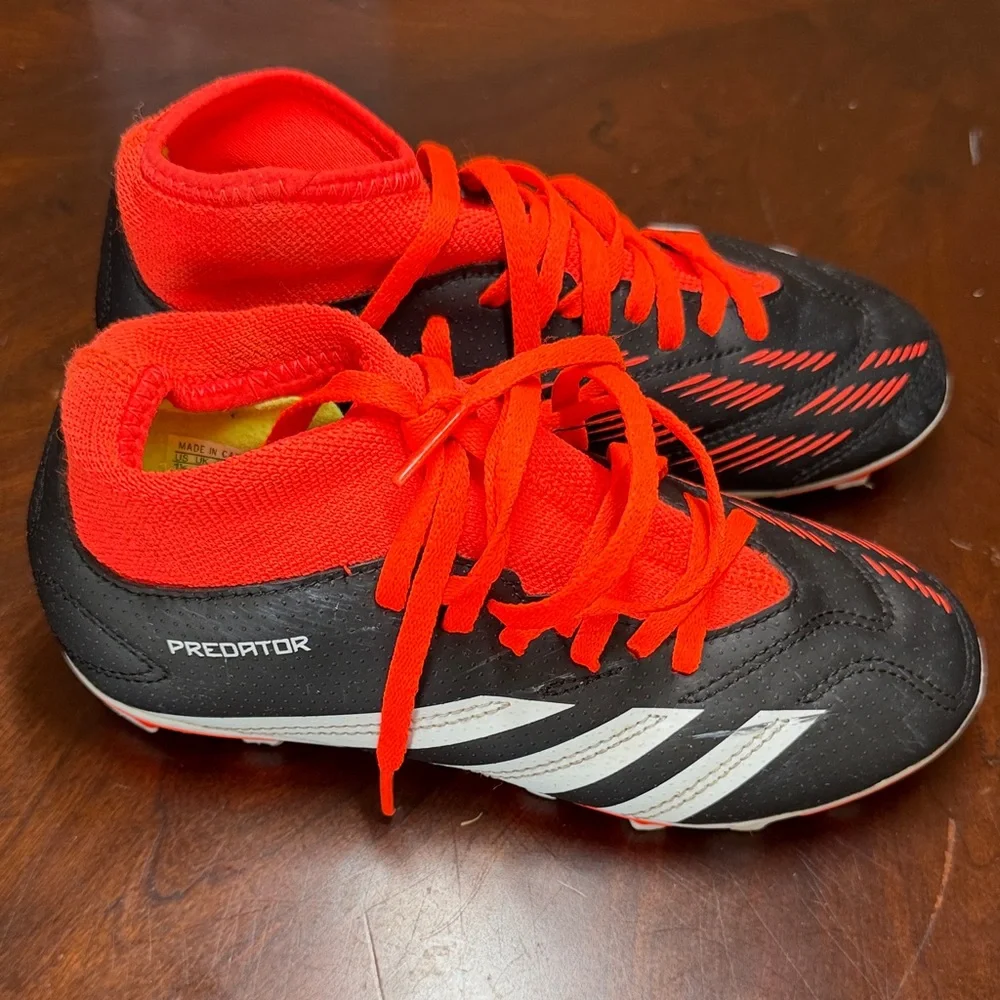 Adidas Kids‎ Black and Red Sneakers